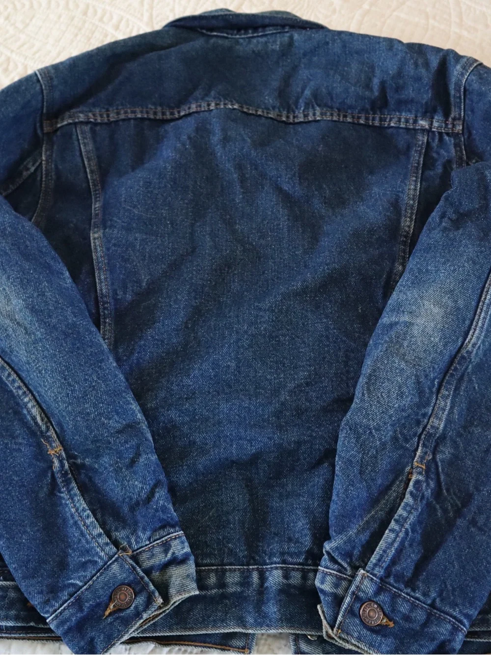 Levi's Dark Blue Denim VINTAGE Trucker Jacket - Picture 4 of 6